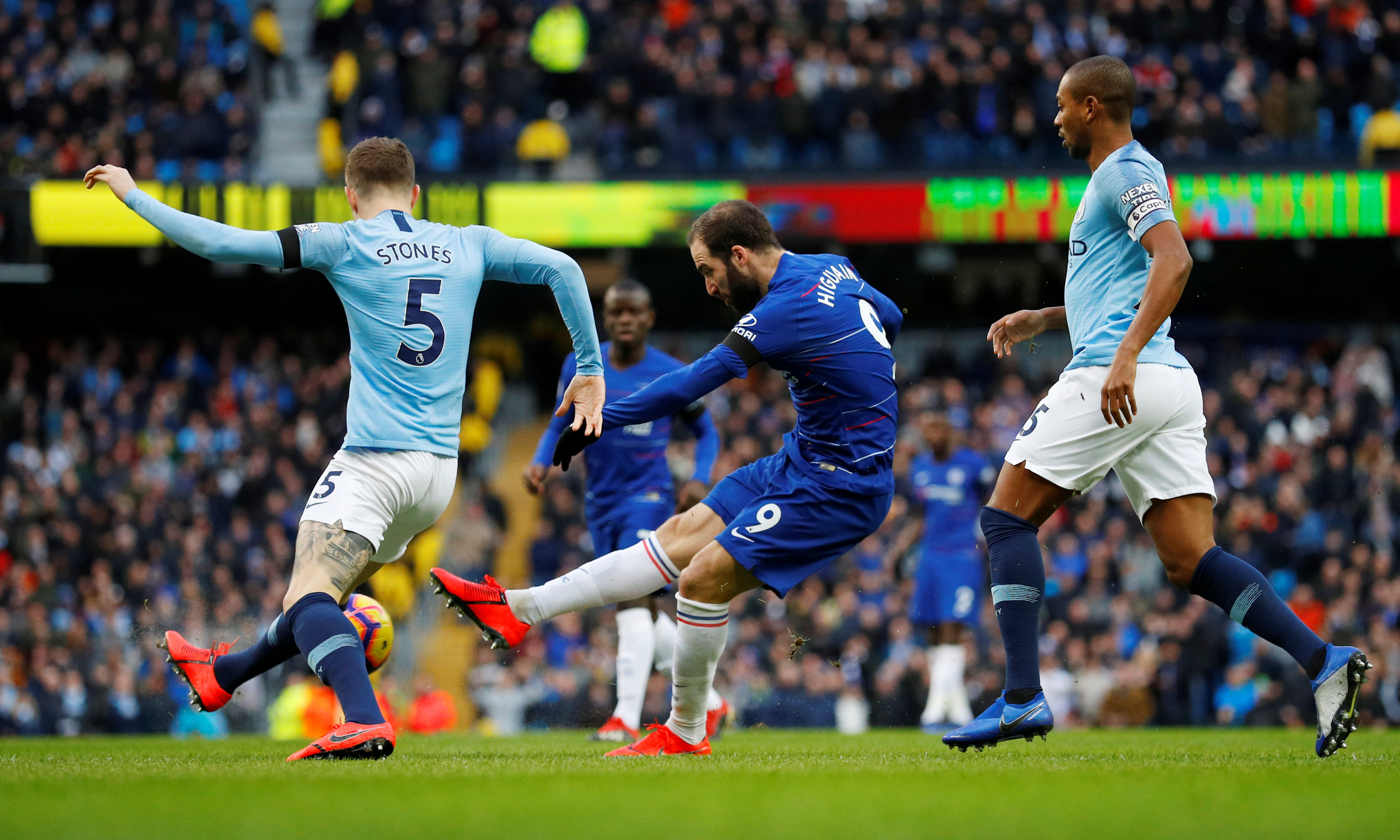 和前中超名将聊聊中国足球青训这本乱账