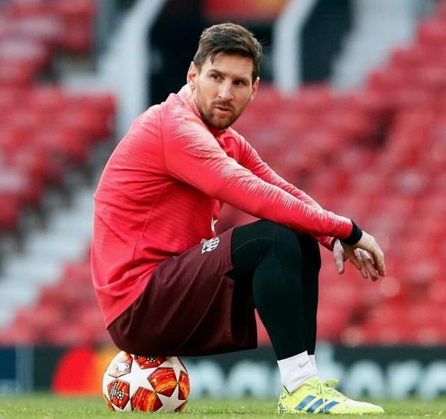 作为曼联球迷，真得感谢纽卡在关键时刻抬了一手