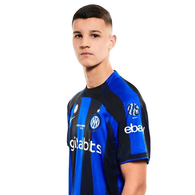 罗马诺：米兰前锋吉梅内斯很快将接受脚踝手术（罗马诺：米兰前锋吉梅内斯即将接受脚踝手术）