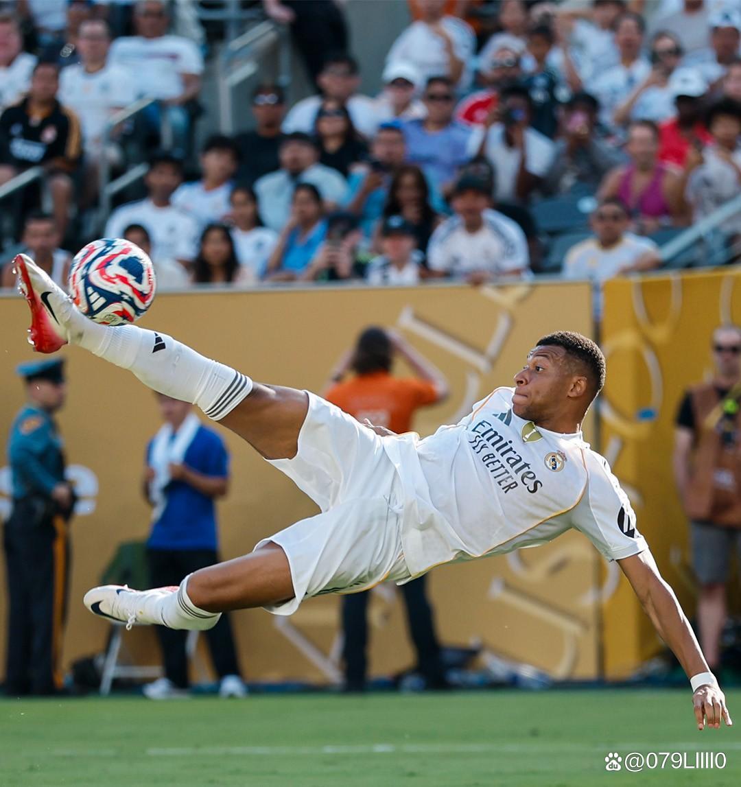 迪马尔科：我们有些低估凯拉特，不过前四轮全胜是关键