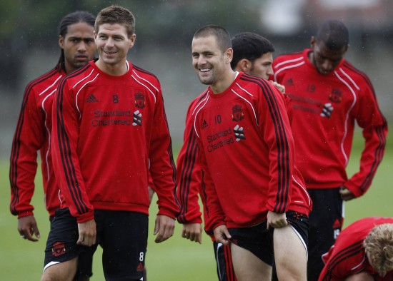 尼克斯队记：麦克布莱德X光检查显示无结构性损伤