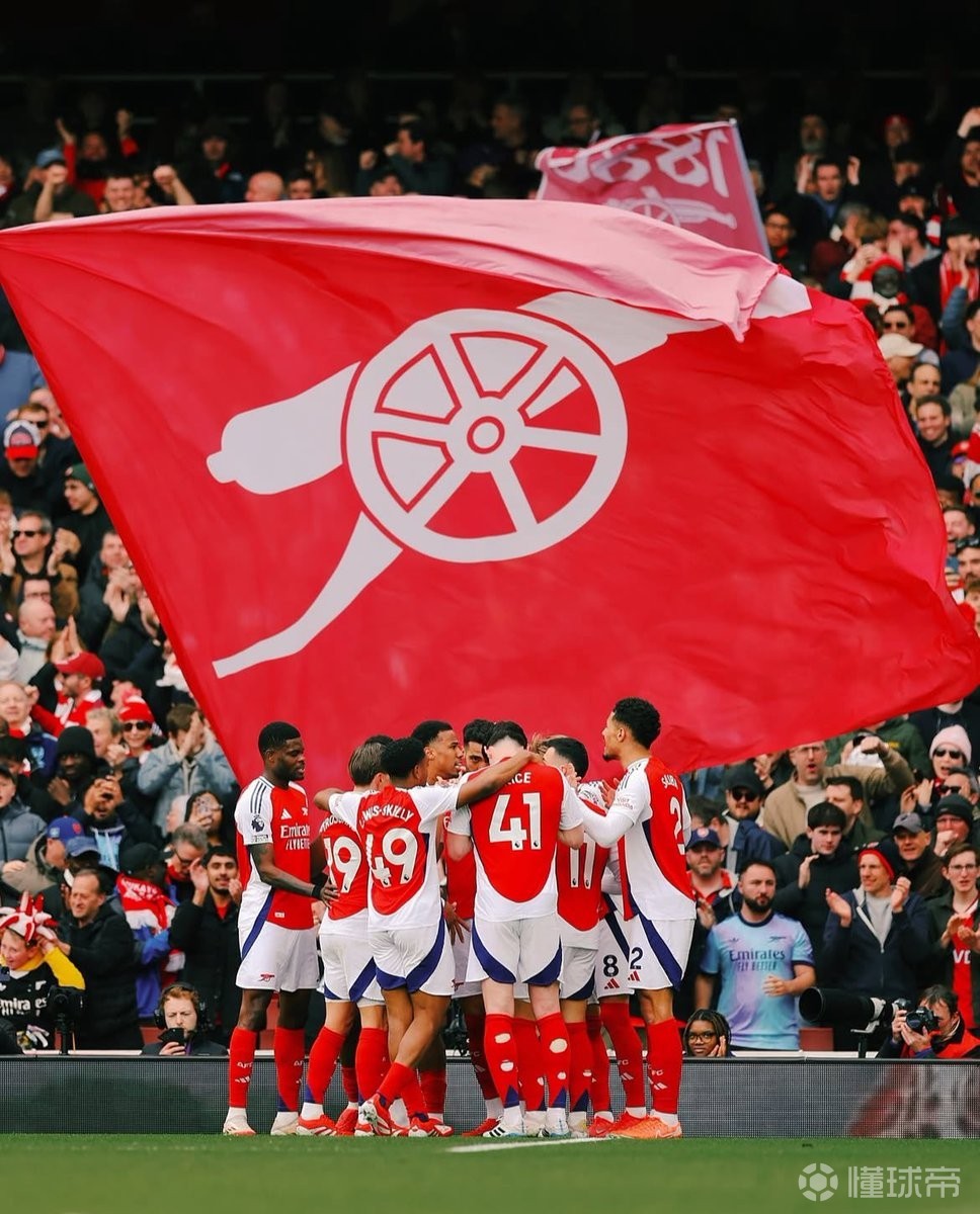 每体：弗里克和拉什福德5月通过电话，后者放弃了15%的薪资（每体：弗里克5月与拉什福德通话，拉什福德同意降薪15%）